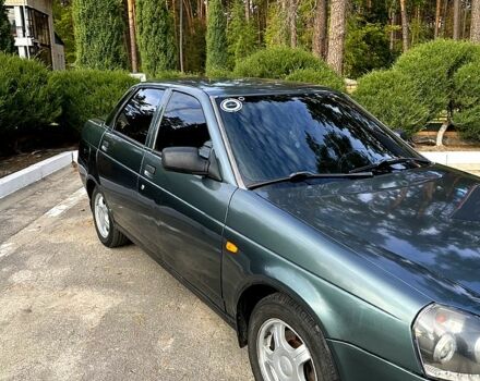 Зеленый ВАЗ Priora, объемом двигателя 1.6 л и пробегом 139 тыс. км за 3000 $, фото 2 на Automoto.ua