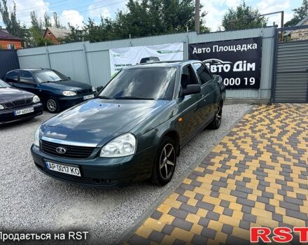 Зелений ВАЗ Priora, об'ємом двигуна 1.6 л та пробігом 200 тис. км за 2000 $, фото 12 на Automoto.ua