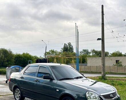 Зелений ВАЗ Priora, об'ємом двигуна 1.6 л та пробігом 327 тис. км за 3600 $, фото 2 на Automoto.ua