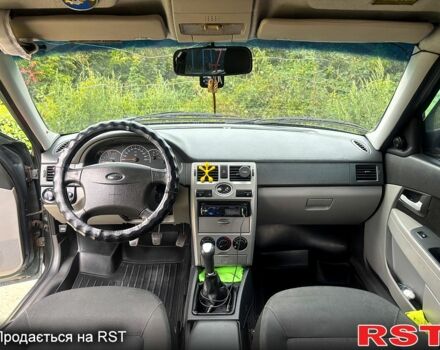 Зелений ВАЗ Priora, об'ємом двигуна 1.6 л та пробігом 327 тис. км за 3800 $, фото 4 на Automoto.ua