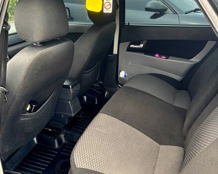 Зелений ВАЗ Priora, об'ємом двигуна 1.6 л та пробігом 327 тис. км за 3800 $, фото 6 на Automoto.ua