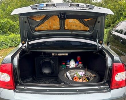 Зелений ВАЗ Priora, об'ємом двигуна 1.6 л та пробігом 327 тис. км за 3800 $, фото 7 на Automoto.ua