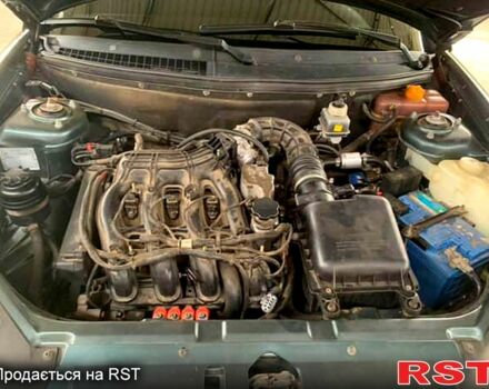 Зелений ВАЗ Priora, об'ємом двигуна 1.6 л та пробігом 213 тис. км за 3100 $, фото 7 на Automoto.ua