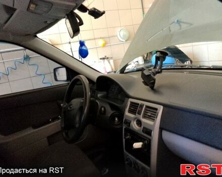 Зеленый ВАЗ Priora, объемом двигателя 1.6 л и пробегом 200 тыс. км за 2500 $, фото 1 на Automoto.ua