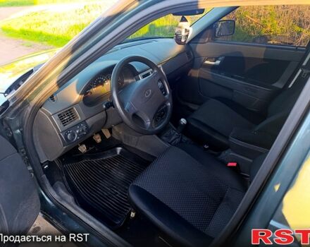 Зеленый ВАЗ Priora, объемом двигателя 1.6 л и пробегом 44 тыс. км за 3600 $, фото 7 на Automoto.ua