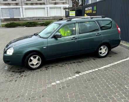 Зеленый ВАЗ Priora, объемом двигателя 1.6 л и пробегом 193 тыс. км за 2800 $, фото 1 на Automoto.ua