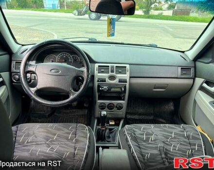 Зелений ВАЗ Priora, об'ємом двигуна 1.6 л та пробігом 174 тис. км за 2700 $, фото 6 на Automoto.ua