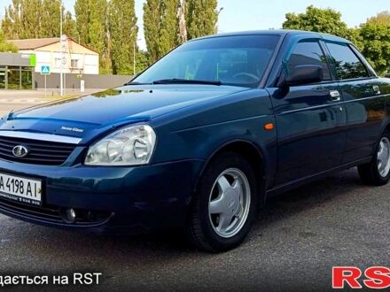 ВАЗ Priora 2007 в Кропивницком (Кировограде) на Automoto.ua Зеленый ВАЗ Priora, объемом двигателя 1.6 л и пробегом 178 тыс. км за 2750 $, фото 1 на Automoto.ua