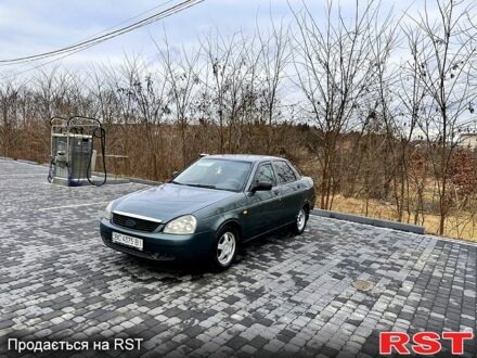 Зелений ВАЗ Priora, об'ємом двигуна 1.6 л та пробігом 353 тис. км за 2100 $, фото 1 на Automoto.ua