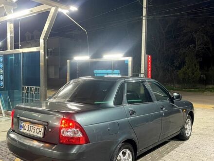 Зелений ВАЗ Priora, об'ємом двигуна 1.6 л та пробігом 280 тис. км за 3050 $, фото 1 на Automoto.ua