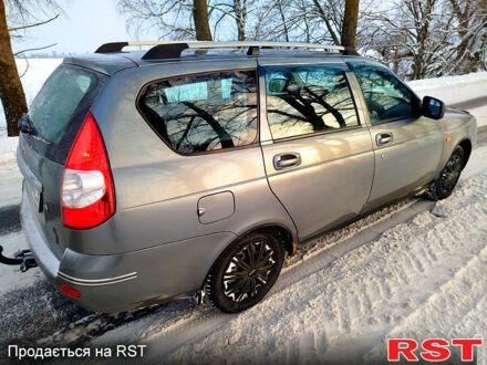 Зелений ВАЗ Priora, об'ємом двигуна 1.6 л та пробігом 17900 тис. км за 2850 $, фото 1 на Automoto.ua