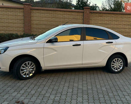 Білий ВАЗ Веста, об'ємом двигуна 1.6 л та пробігом 20 тис. км за 8200 $, фото 5 на Automoto.ua