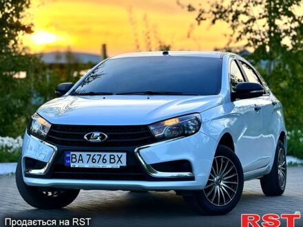 Білий ВАЗ Веста, об'ємом двигуна 1.6 л та пробігом 6 тис. км за 11350 $, фото 1 на Automoto.ua