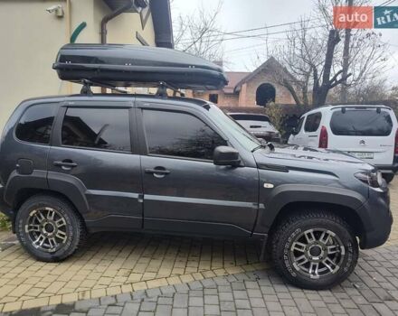 Білий ВАЗ Niva Travel, об'ємом двигуна 1.69 л та пробігом 38 тис. км за 12500 $, фото 13 на Automoto.ua