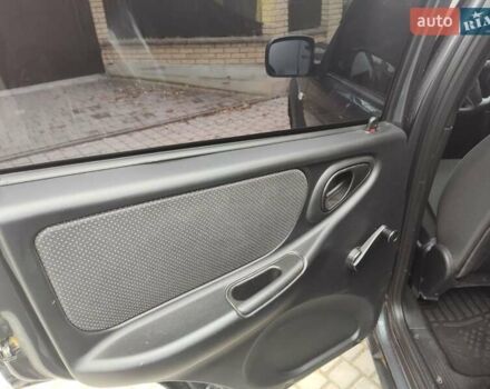Білий ВАЗ Niva Travel, об'ємом двигуна 1.69 л та пробігом 38 тис. км за 12500 $, фото 24 на Automoto.ua