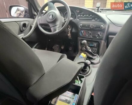 Білий ВАЗ Niva Travel, об'ємом двигуна 1.69 л та пробігом 38 тис. км за 12500 $, фото 22 на Automoto.ua