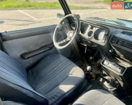 Синий ВАЗ Riva, объемом двигателя 1.3 л и пробегом 18 тыс. км за 750 $, фото 22 на Automoto.ua