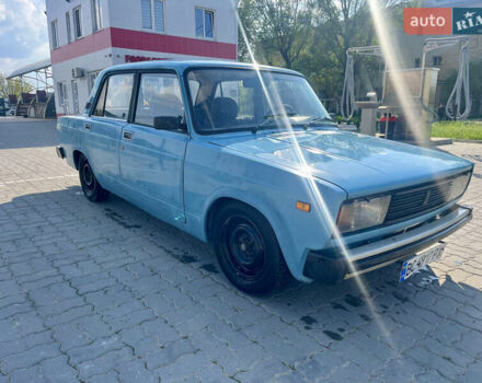 Синий ВАЗ Riva, объемом двигателя 1.3 л и пробегом 18 тыс. км за 750 $, фото 1 на Automoto.ua