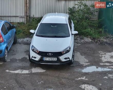 Белый ВАЗ Vesta Cross, объемом двигателя 1.8 л и пробегом 35 тыс. км за 7900 $, фото 1 на Automoto.ua