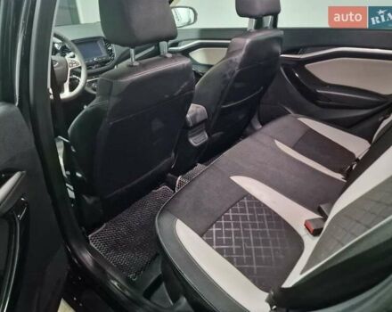 Черный ВАЗ Vesta Cross, объемом двигателя 1.6 л и пробегом 25 тыс. км за 12000 $, фото 3 на Automoto.ua