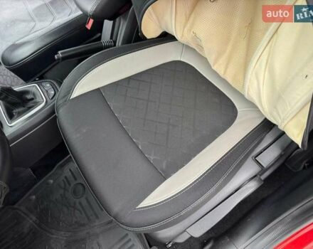 Красный ВАЗ Vesta Cross, объемом двигателя 1.6 л и пробегом 65 тыс. км за 11000 $, фото 29 на Automoto.ua