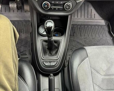 Красный ВАЗ Vesta Cross, объемом двигателя 1.6 л и пробегом 65 тыс. км за 11000 $, фото 26 на Automoto.ua