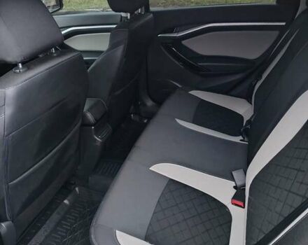 Красный ВАЗ Vesta Cross, объемом двигателя 1.77 л и пробегом 10 тыс. км за 11000 $, фото 9 на Automoto.ua