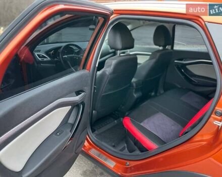 Оранжевый ВАЗ Vesta Cross, объемом двигателя 1.77 л и пробегом 45 тыс. км за 12500 $, фото 16 на Automoto.ua