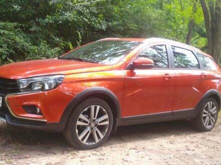 Оранжевый ВАЗ Vesta Cross, объемом двигателя 1.8 л и пробегом 9 тыс. км за 10500 $, фото 1 на Automoto.ua