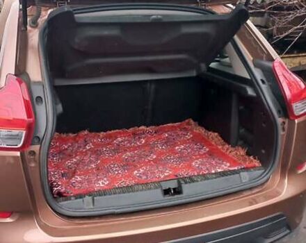 Коричневий ВАЗ XRay, об'ємом двигуна 1.6 л та пробігом 42 тис. км за 9000 $, фото 5 на Automoto.ua