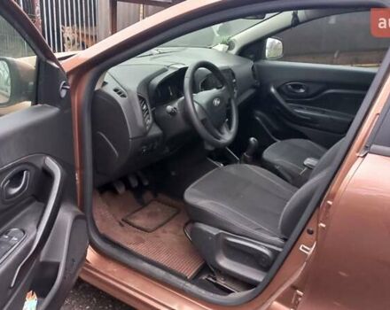 Коричневий ВАЗ XRay, об'ємом двигуна 1.6 л та пробігом 42 тис. км за 9000 $, фото 2 на Automoto.ua