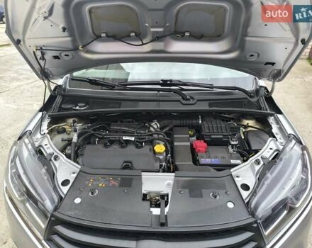 Сірий ВАЗ XRay, об'ємом двигуна 1.6 л та пробігом 28 тис. км за 9700 $, фото 2 на Automoto.ua