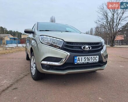 Сірий ВАЗ XRay, об'ємом двигуна 1.6 л та пробігом 15 тис. км за 10000 $, фото 2 на Automoto.ua