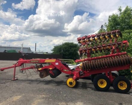 Червоний Вадерстад Каррієр, об'ємом двигуна 0 л та пробігом 0 тис. км за 24544 $, фото 3 на Automoto.ua