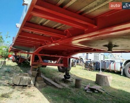 Красный Van Hool 3B2011, объемом двигателя 0 л и пробегом 737 тыс. км за 4700 $, фото 4 на Automoto.ua