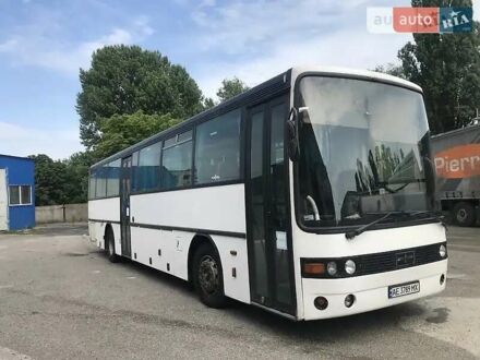 Van Hool 815 ЦЛ 1998 у Синельниковом на Automoto.ua Білий Van Hool 815 ЦЛ, об'ємом двигуна 11.97 л та пробігом 800 тис. км за 7500 $, фото 1 на Automoto.ua