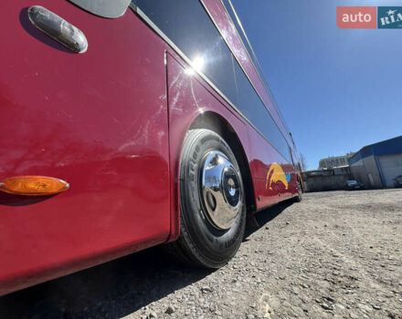 Красный Van Hool 927, объемом двигателя 12.8 л и пробегом 650 тыс. км за 70000 $, фото 49 на Automoto.ua
