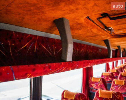 Красный Van Hool 927, объемом двигателя 12.8 л и пробегом 650 тыс. км за 70000 $, фото 66 на Automoto.ua