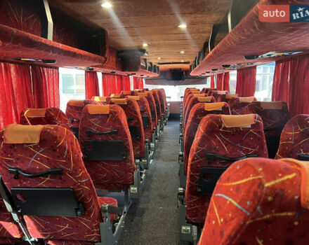 Красный Van Hool 927, объемом двигателя 12.8 л и пробегом 650 тыс. км за 70000 $, фото 39 на Automoto.ua