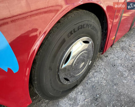 Красный Van Hool 927, объемом двигателя 12.8 л и пробегом 650 тыс. км за 70000 $, фото 60 на Automoto.ua