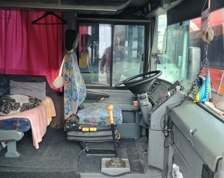 Серый Van Hool 927, объемом двигателя 12.82 л и пробегом 990 тыс. км за 27000 $, фото 8 на Automoto.ua