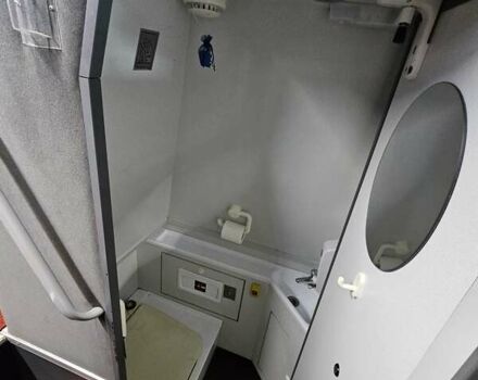 Фіолетовий Van Hool Акрон, об'ємом двигуна 12.9 л та пробігом 736 тис. км за 115000 $, фото 25 на Automoto.ua