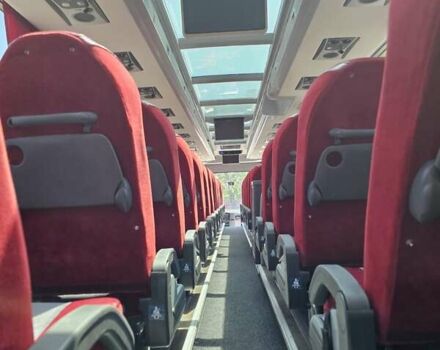 Красный Van Hool Акрон, объемом двигателя 12.9 л и пробегом 820 тыс. км за 170000 $, фото 10 на Automoto.ua