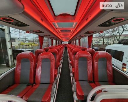 Красный Van Hool Акрон, объемом двигателя 12.9 л и пробегом 820 тыс. км за 170000 $, фото 6 на Automoto.ua