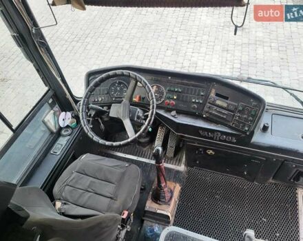 Оранжевый Van Hool Акрон, объемом двигателя 14 л и пробегом 999 тыс. км за 9900 $, фото 4 на Automoto.ua