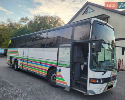 Оранжевый Van Hool Акрон, объемом двигателя 14 л и пробегом 999 тыс. км за 9900 $, фото 1 на Automoto.ua