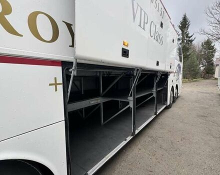 Белый Van Hool Атлано, объемом двигателя 12.8 л и пробегом 150 тыс. км за 45000 $, фото 3 на Automoto.ua