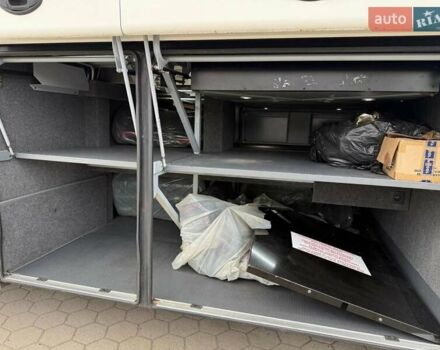 Белый Van Hool Атлано, объемом двигателя 12.9 л и пробегом 544 тыс. км за 192713 $, фото 11 на Automoto.ua