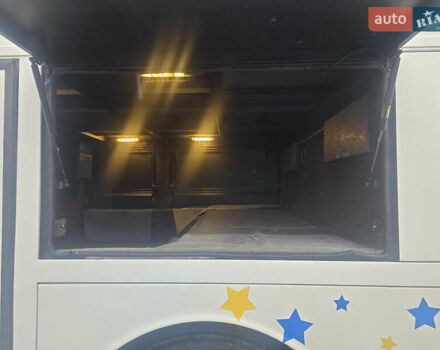Білий Van Hool Астромєга, об'ємом двигуна 12.42 л та пробігом 900 тис. км за 139413 $, фото 6 на Automoto.ua
