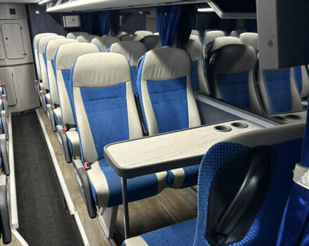 Білий Van Hool Астромєга, об'ємом двигуна 0 л та пробігом 440 тис. км за 398351 $, фото 14 на Automoto.ua